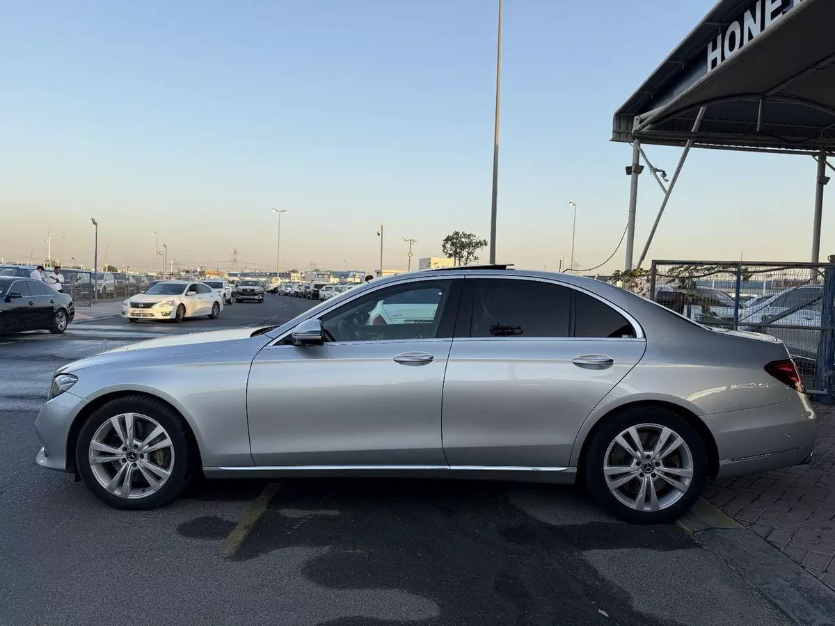 Mercedes Benz E 450 STD-5-0