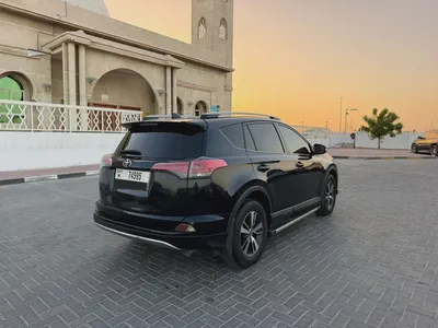 Toyota Rav 4 XLE 2017 - American Specs - Excellent Condition KM IS NOT ORIGINAL-4