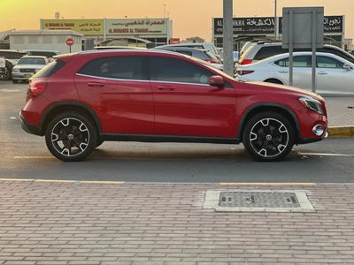 Mercedes-Benz GLA 250 2018 - American Specs-5