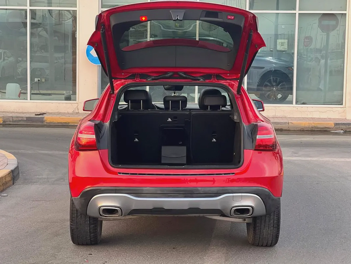 Mercedes-Benz GLA 250 2018 - American Specs-10-10