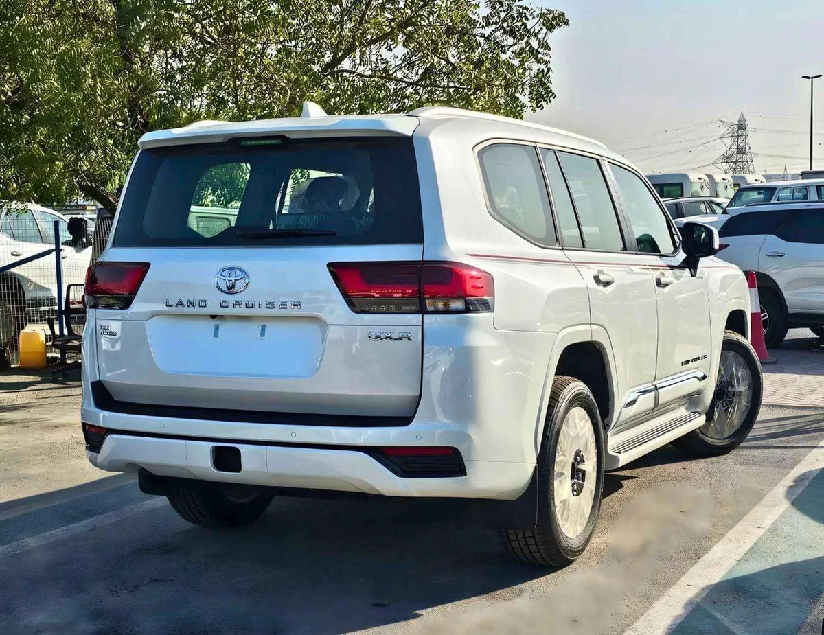 Toyota Land Cruiser GXR TWIN TURBO || 3.5L V6 PETROL | RADAR | REAR ENTERTAINMENT DVD | JBL SPEAKERS (CODE # GXR3HH)-4-0