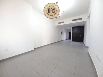 Deal Of The Day Chiller Free Spacious 3Bhk 90k With Full Facilities-2