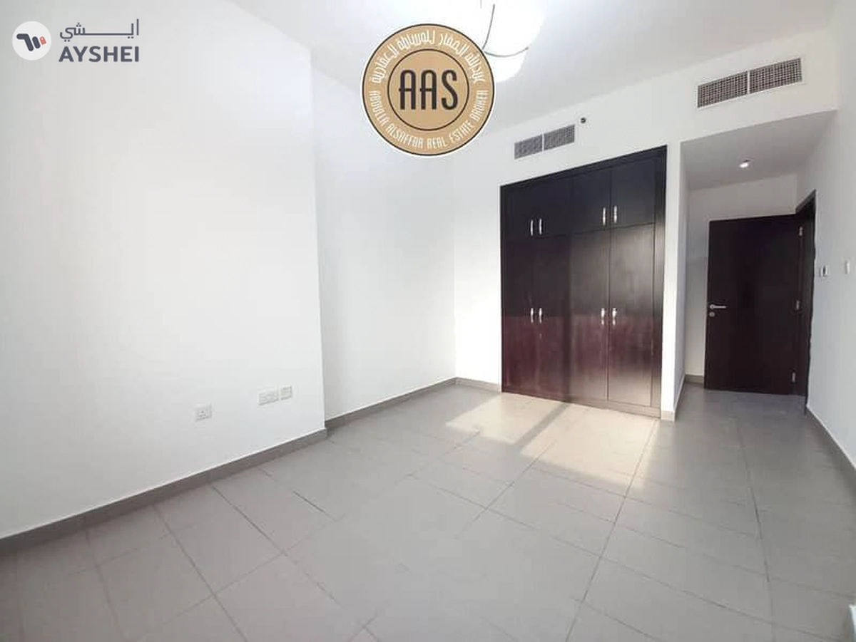 Deal Of The Day Chiller Free Spacious 3Bhk 90k With Full Facilities-12-12