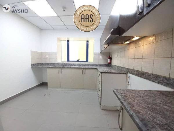 Deal Of The Day Chiller Free Spacious 3Bhk 90k With Full Facilities