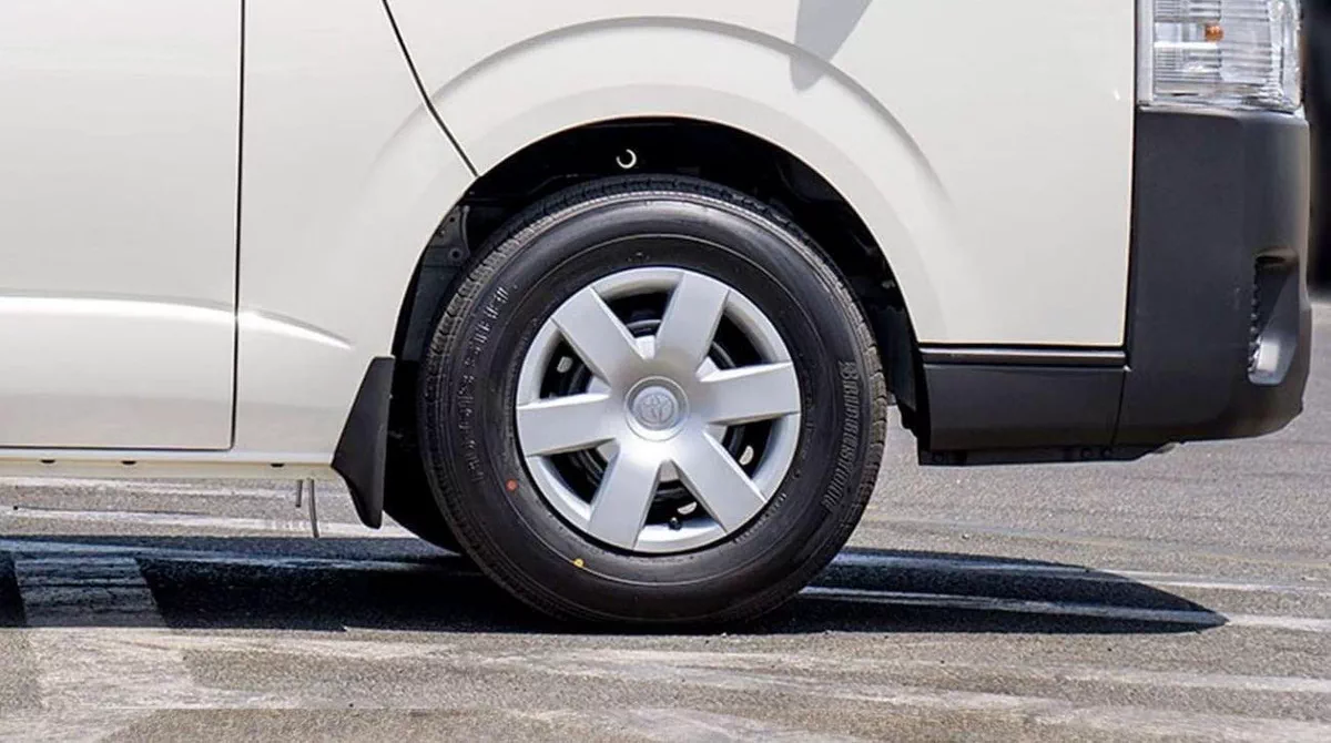 Toyota Hiace DLS - STD ROOF TOYOTA HIACE STD 2.5D MT 15 SEATER MY2024 – WHITE-9-0