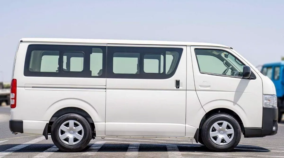 Toyota Hiace DLS - STD ROOF TOYOTA HIACE STD 2.5D MT 15 SEATER MY2024 – WHITE-6-0