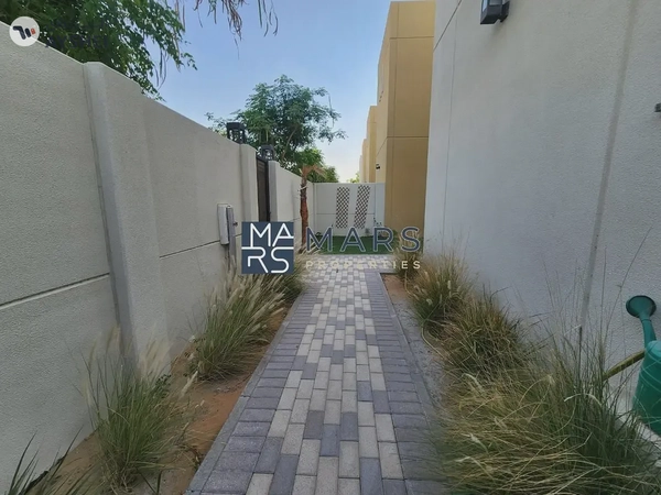 Elegant 4BHK | Corner | Single Row | Spacious