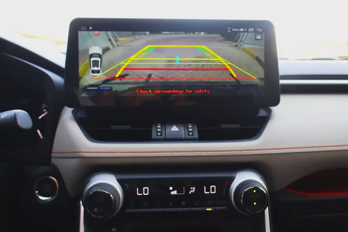 Toyota RAV4 Adventure 2019 GCC Specs - Original Paint-6-6