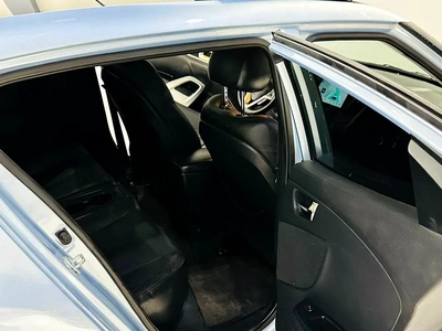 HYUNDAI VELOSTER FULL OPTION GCC SPECS 2012 TURBO WITH BIG SCREEN INSTALLED-6