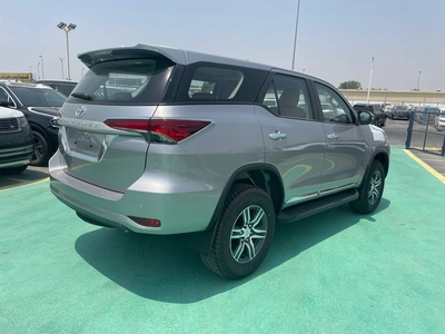 Toyota Fortuner 2026-9