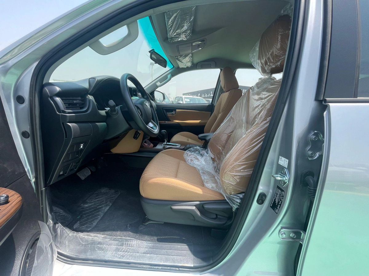 Toyota Fortuner 2026-1-1