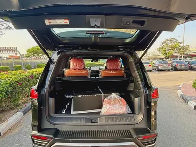 Lexus LX700h VIP HEV (4-Seater) 3.5L V6 Twin-Turbo Hybrid A/T 4WD Export Only-4