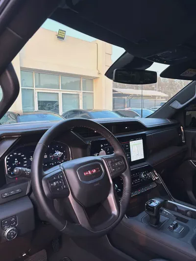 GMC Sierra AT4 2025 GCC Specs-8