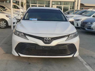 Toyota Camry 2020 White-0