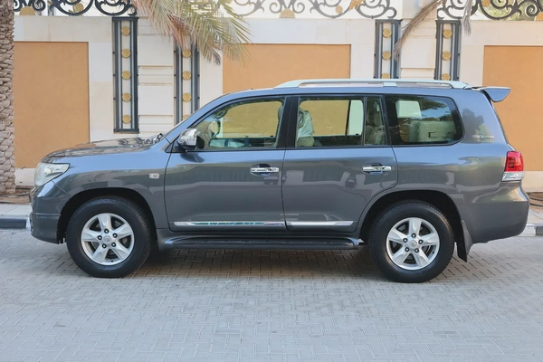 Toyota Land Cruiser VXR 2011 -153000KM- GCC Specs - Well Maintained