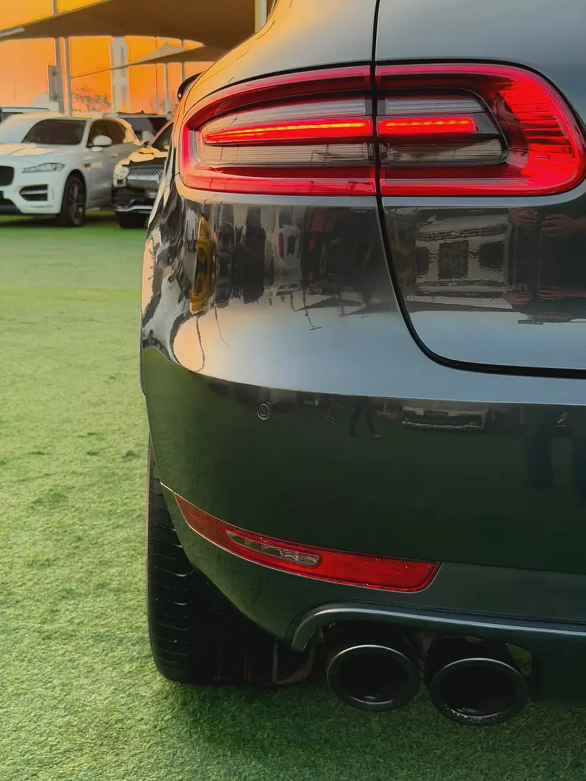 (2018) PORSCHE CAYMAN //STANDARD// GCC FULL OPTION -ORIGINAL PAINT--17-17