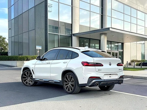 BMW X4 xDrive30i M Sport 2019 GCC Specs | under warranty