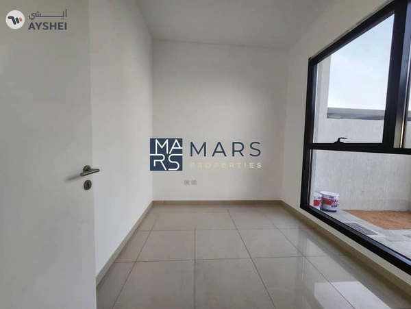 Luxury| Spacious| 4 Bedroom Townhouse| With Maid Room| Best Price| End Unit