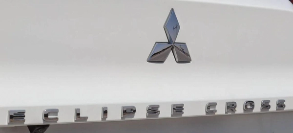 Mitsubishi Eclipse Cross GLS Mid 1.5L Mitsubishi Eclipse Cross | 1.6 L | 2022 | GCC | Accident-Free