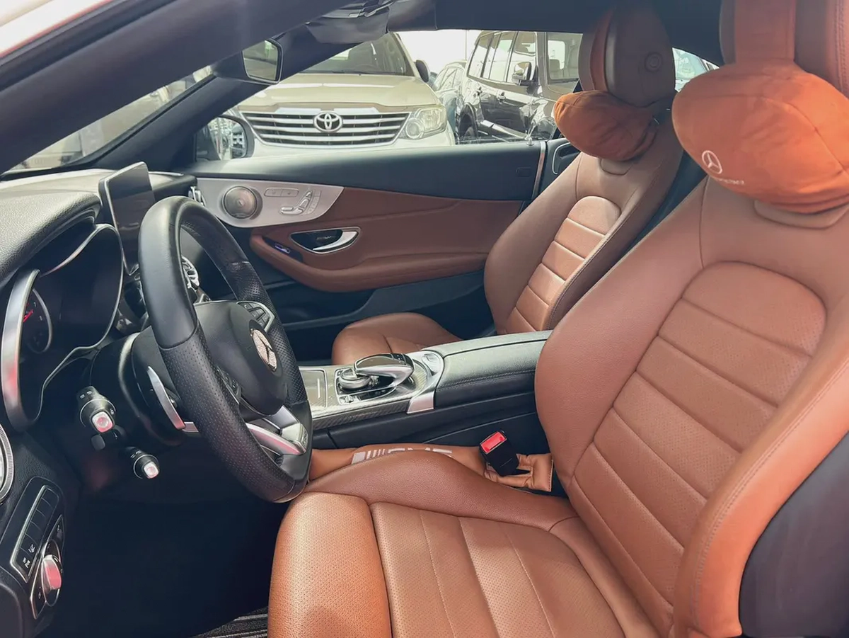2017  Mercedes - Benz  C200 | Coupe | Korean Specs | V4 | Ref#922-9-9