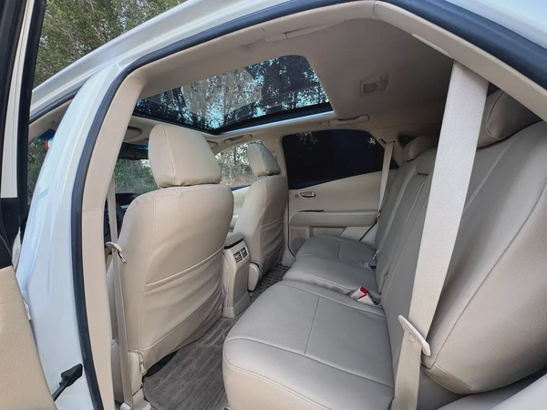 Lexus RX 350 Platinum 2011 | GCC Specs | Low Mileage | Pristine Condition