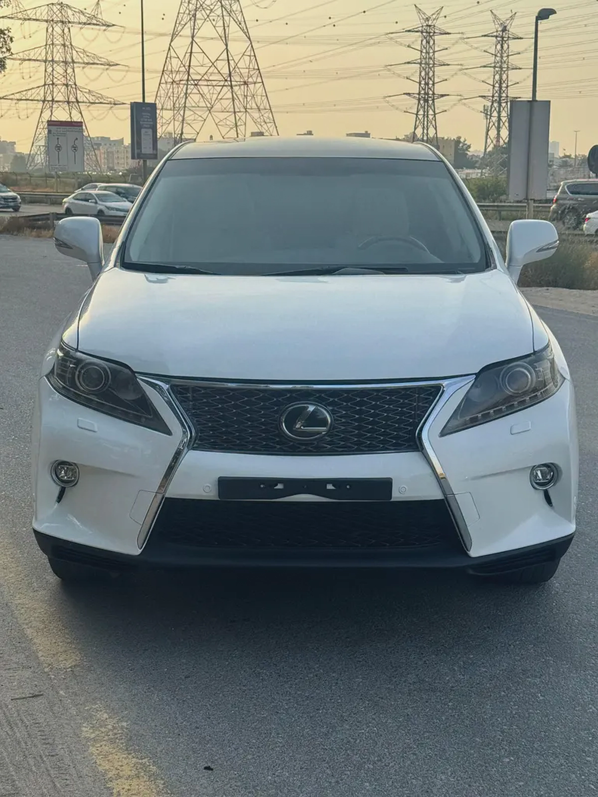 Lexus RX 350 Platinum 2011 | GCC Specs | Low Mileage | Pristine Condition-1-1