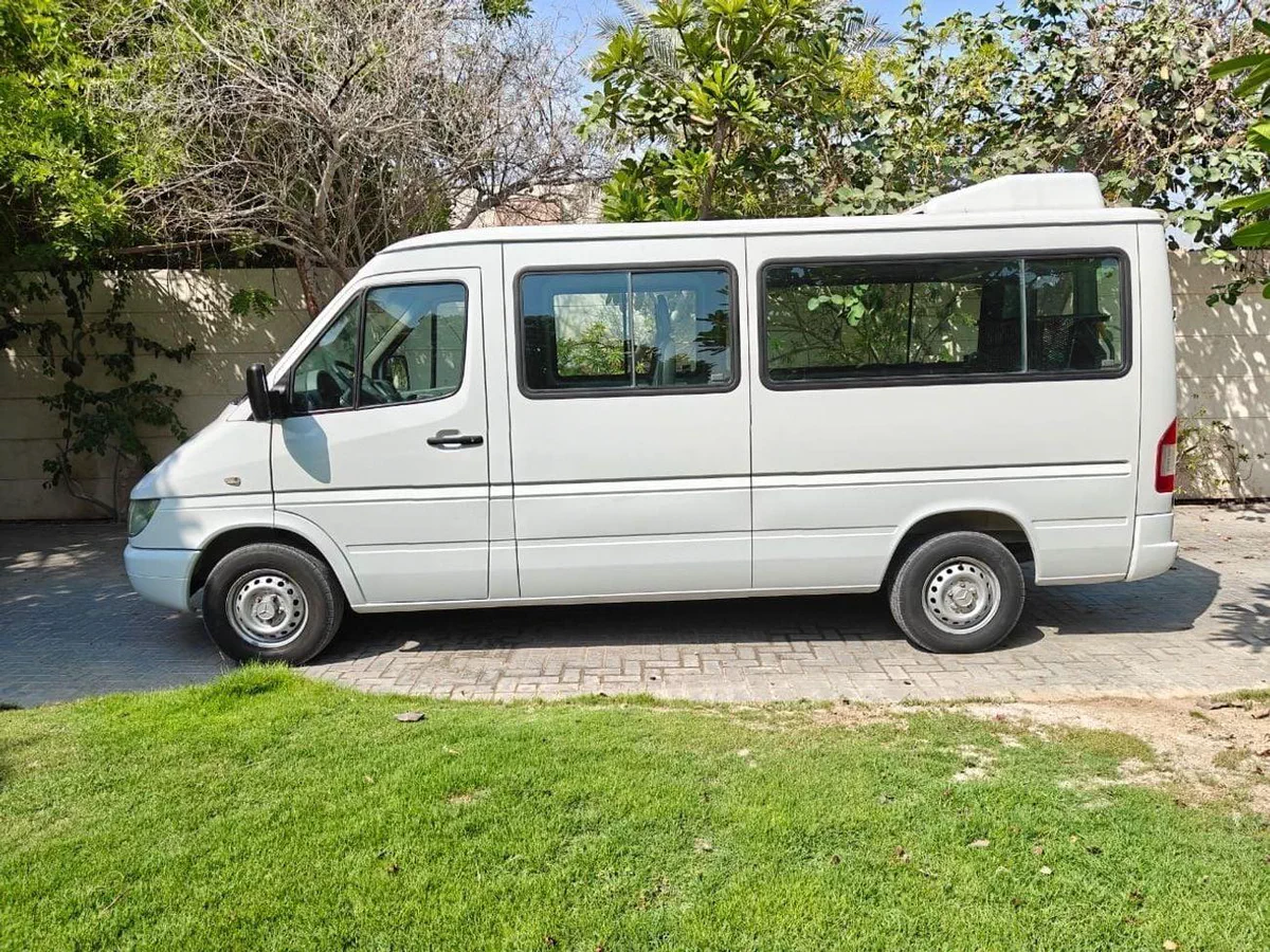 Mercedes Benz Sprinter-1-0