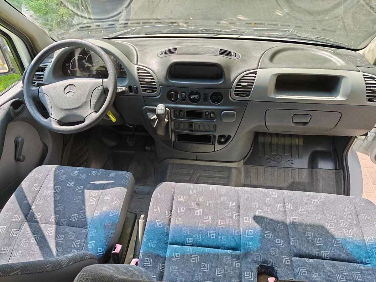 Mercedes Benz Sprinter-2-0