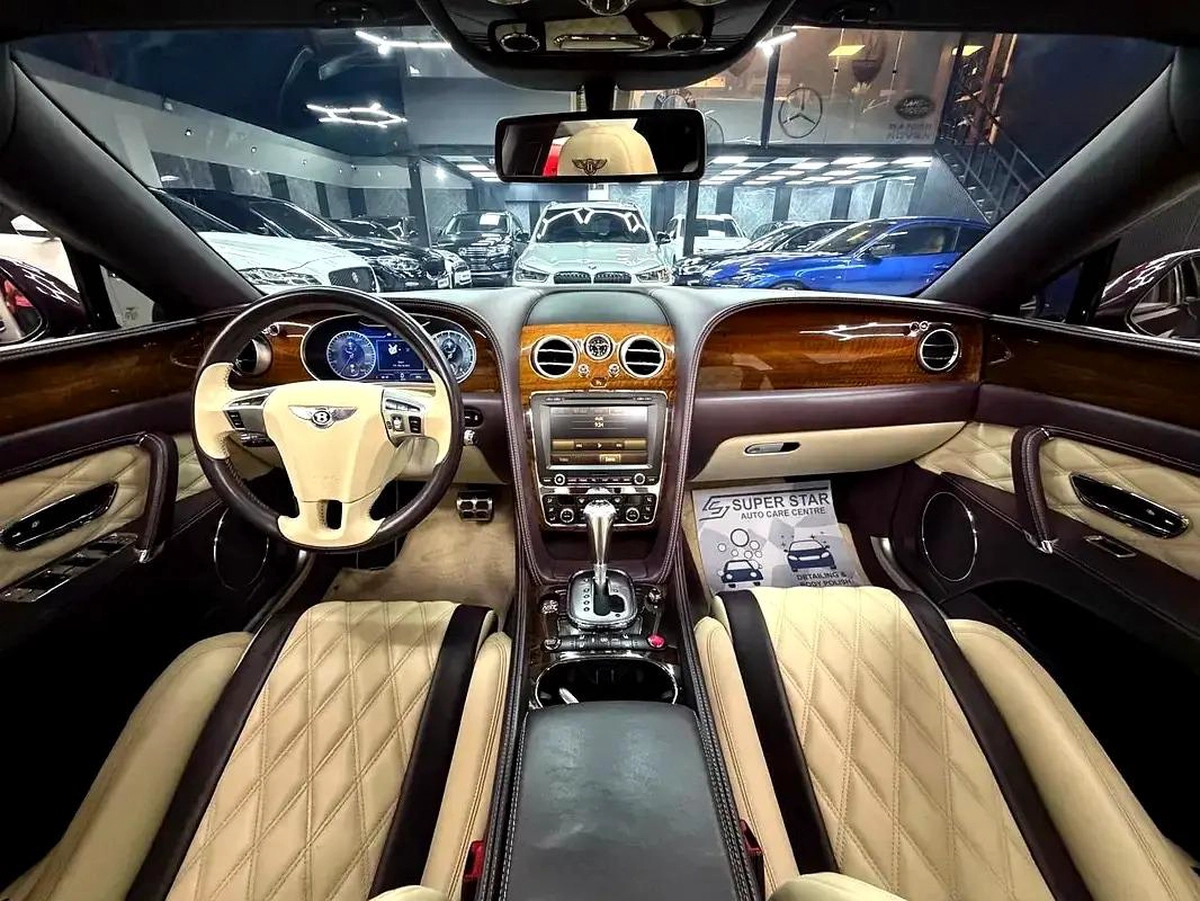 2015 GCC BENTLEY FLYING SPUR V8S LOW MILEAGE ACCIDENT FREE WARRANTY AVAILABLE-6-6