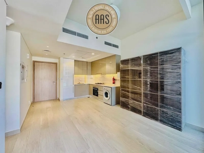 Stunning View • Luxury Living • Chiller Free • Luxurious 1bhk Available • All Amenities-8