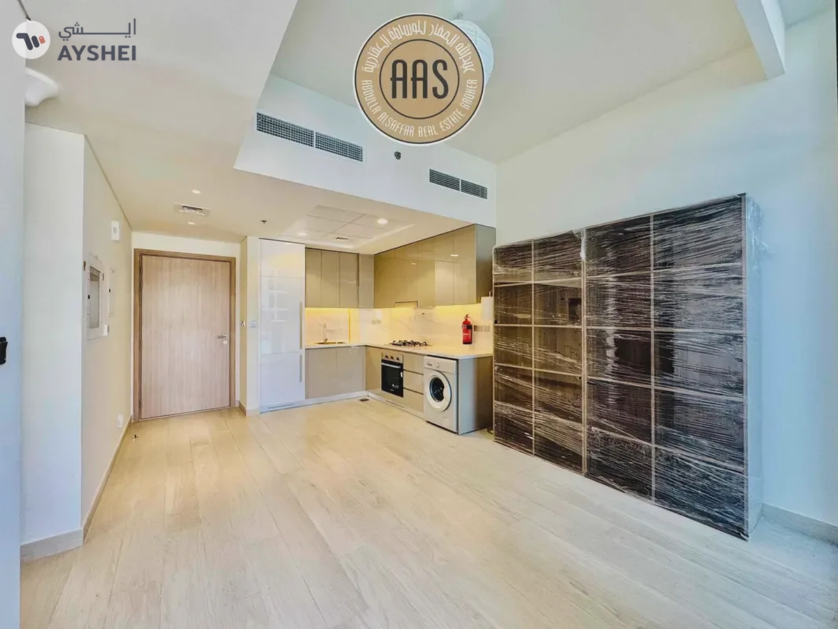 Stunning View • Luxury Living • Chiller Free • Luxurious 1bhk Available • All Amenities-8-8