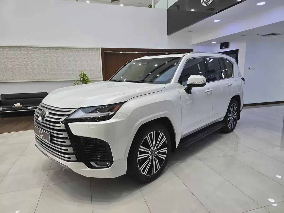 Lexus LX 700h Signature 2025 GCC Specs | Brand New Luxury Hybrid