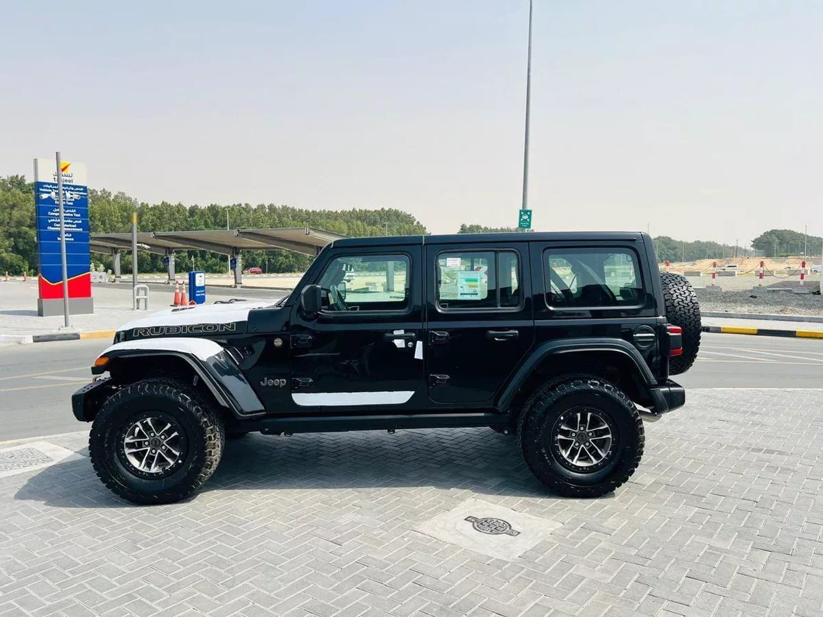 Jeep Wrangler Unlimited Rubicon 392 6.4L V8-14-0