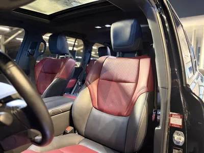 Toyota Land Cruiser VXR 3.5L-7