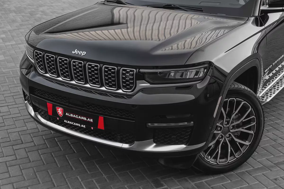 4,407 P.M | Grand Cherokee Summit | 0% Downpayment | JEEP WARRANTY!-6-6