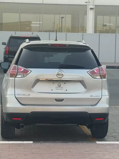 نيسان روج-4