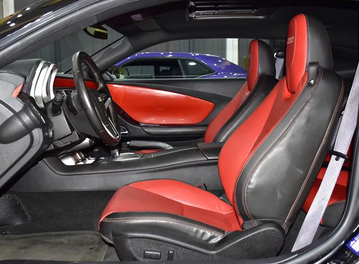 Chevrolet Camaro SS ( 2015 Model ) in Black Color GCC Specs-10-10