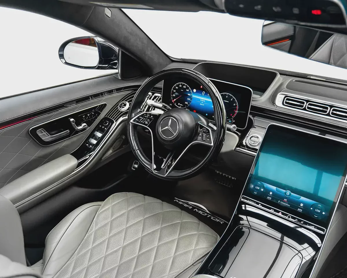 Pristine 2022 Mercedes-Benz S 580 - Luxury Sedan - Loaded with Options-10-10
