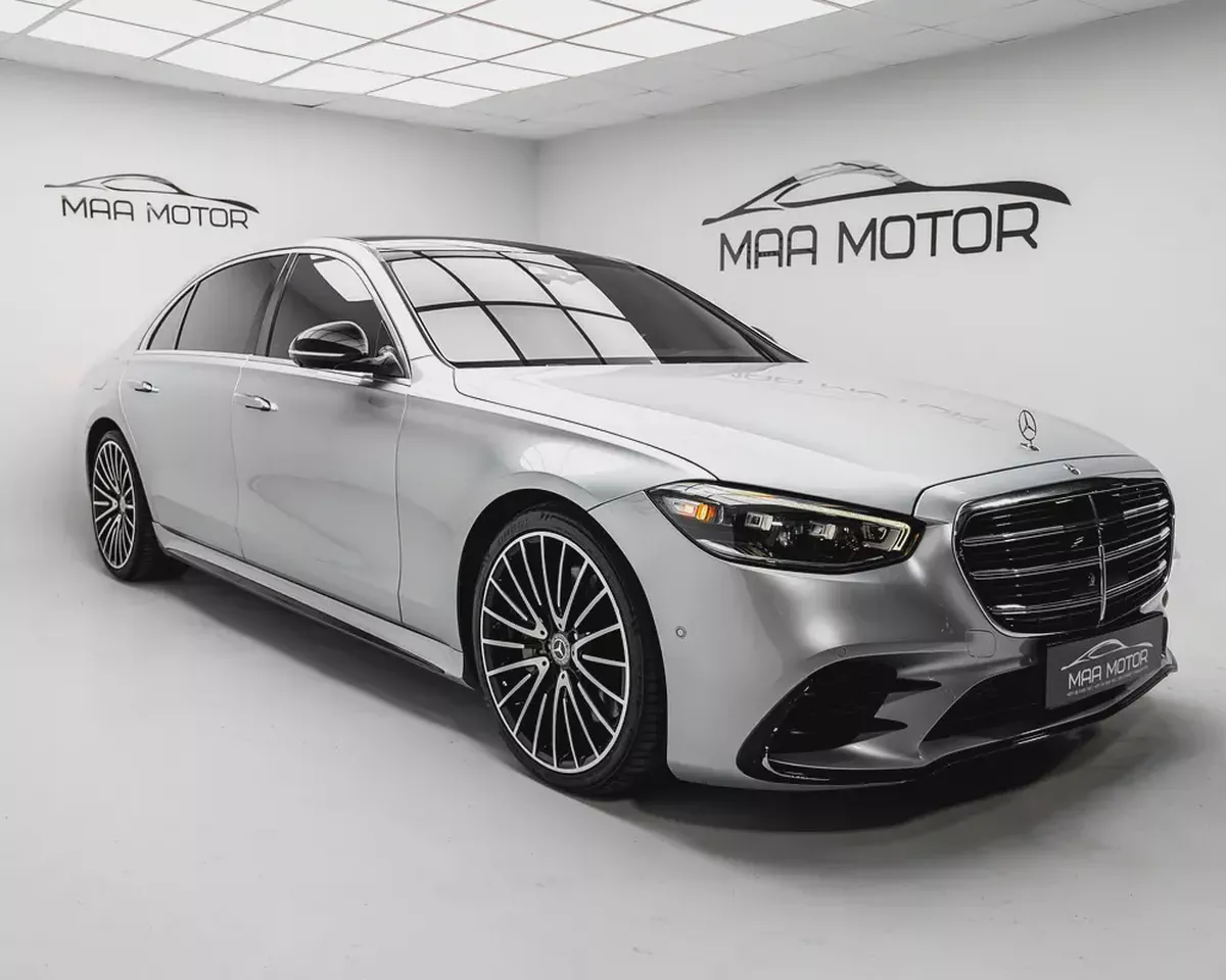 Pristine 2022 Mercedes-Benz S 580 - Luxury Sedan - Loaded with Options-2-2