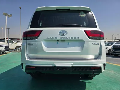 Toyota Land Cruiser LC300 3.5L Twin Turbo 2026 – Full Option-2