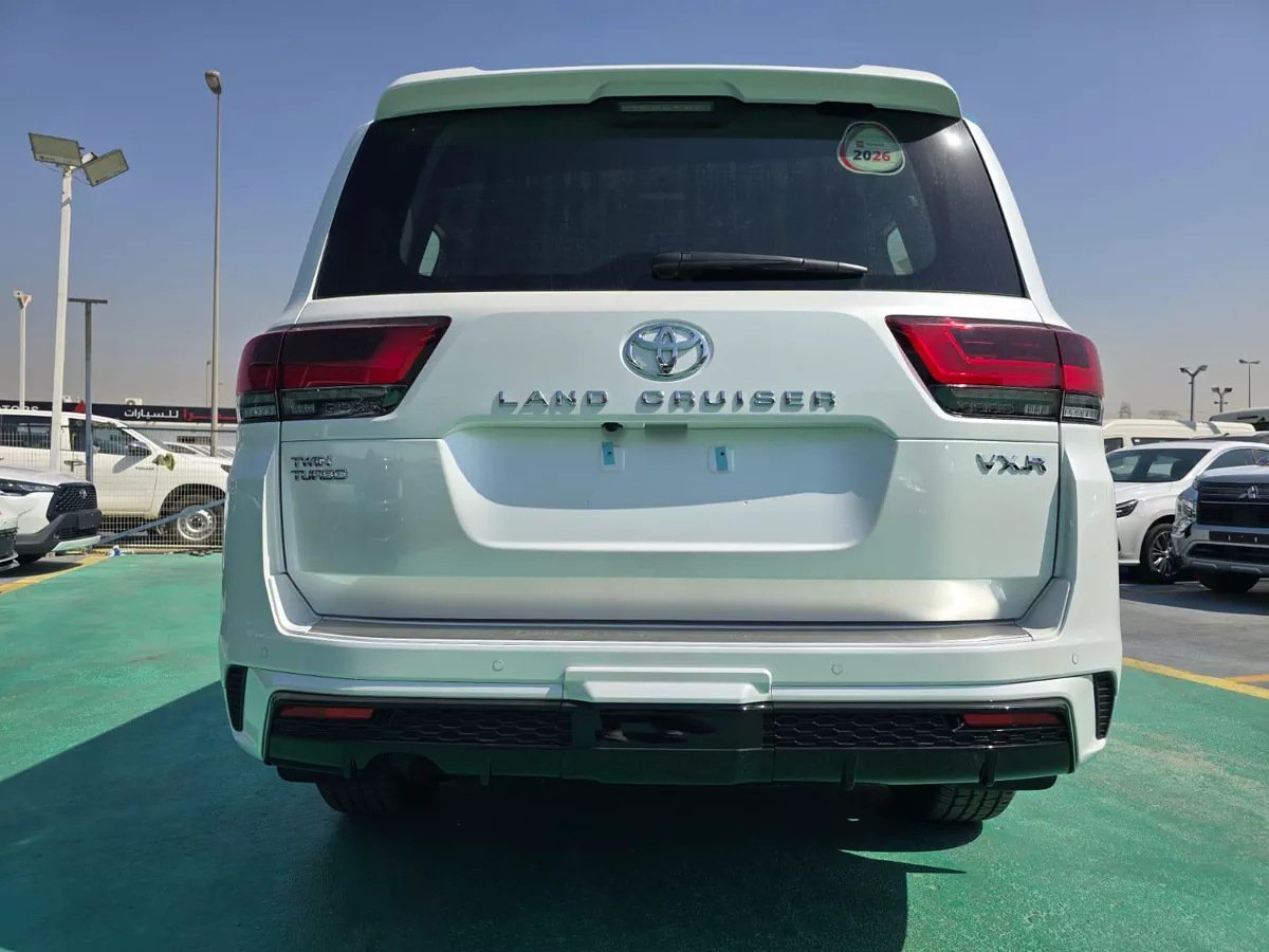 Toyota Land Cruiser LC300 3.5L Twin Turbo 2026 – Full Option-2-2