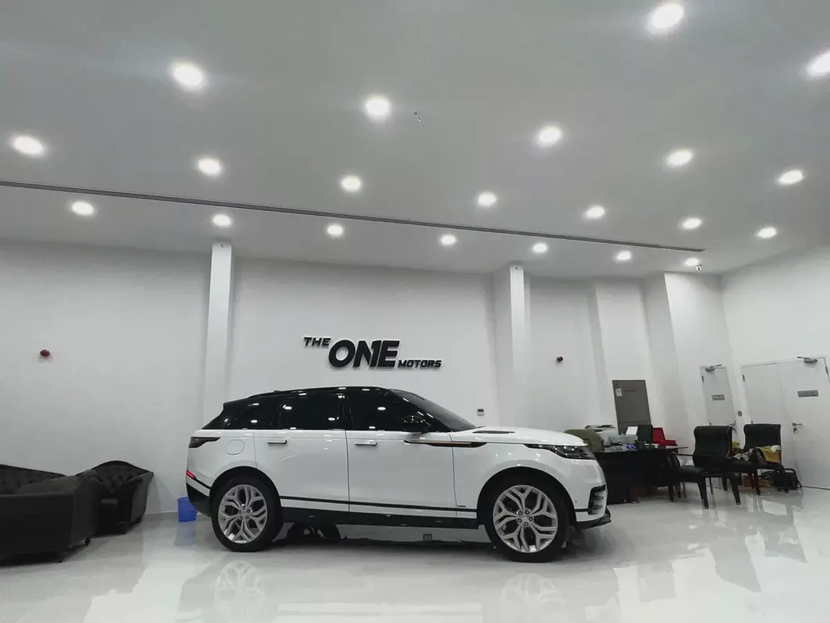 RANGE ROVER VELAR 2019 R DYNAMIC GCC Under Warranty-2-2
