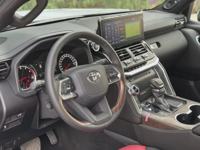 Land Cruiser 3.5T VXR-3