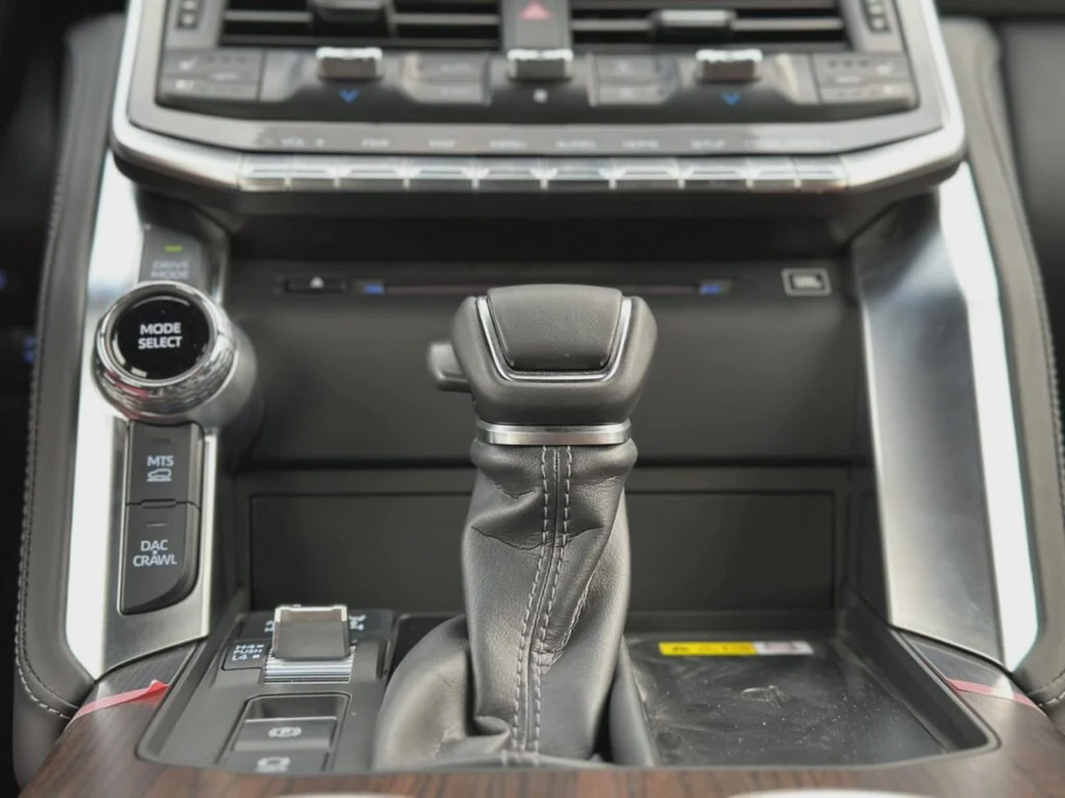 Land Cruiser 3.5T VXR-5-5