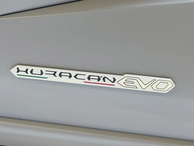 Lamborghini Huracan Evo Spyder / 2024 / 12,511KMs Only / GCC Specs-6