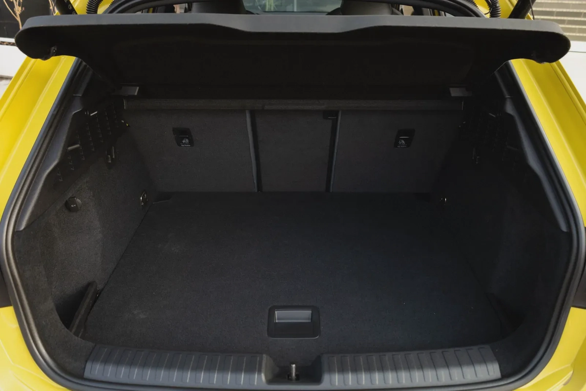 Audi S3 2023-11-11