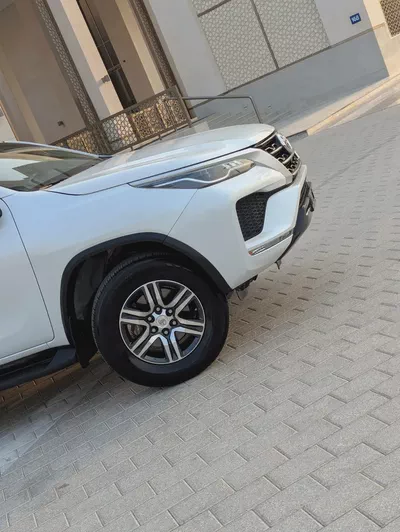 Toyota Fortuner 2023 EXR | GCC Specs | Low Mileage | Excellent Condition-9