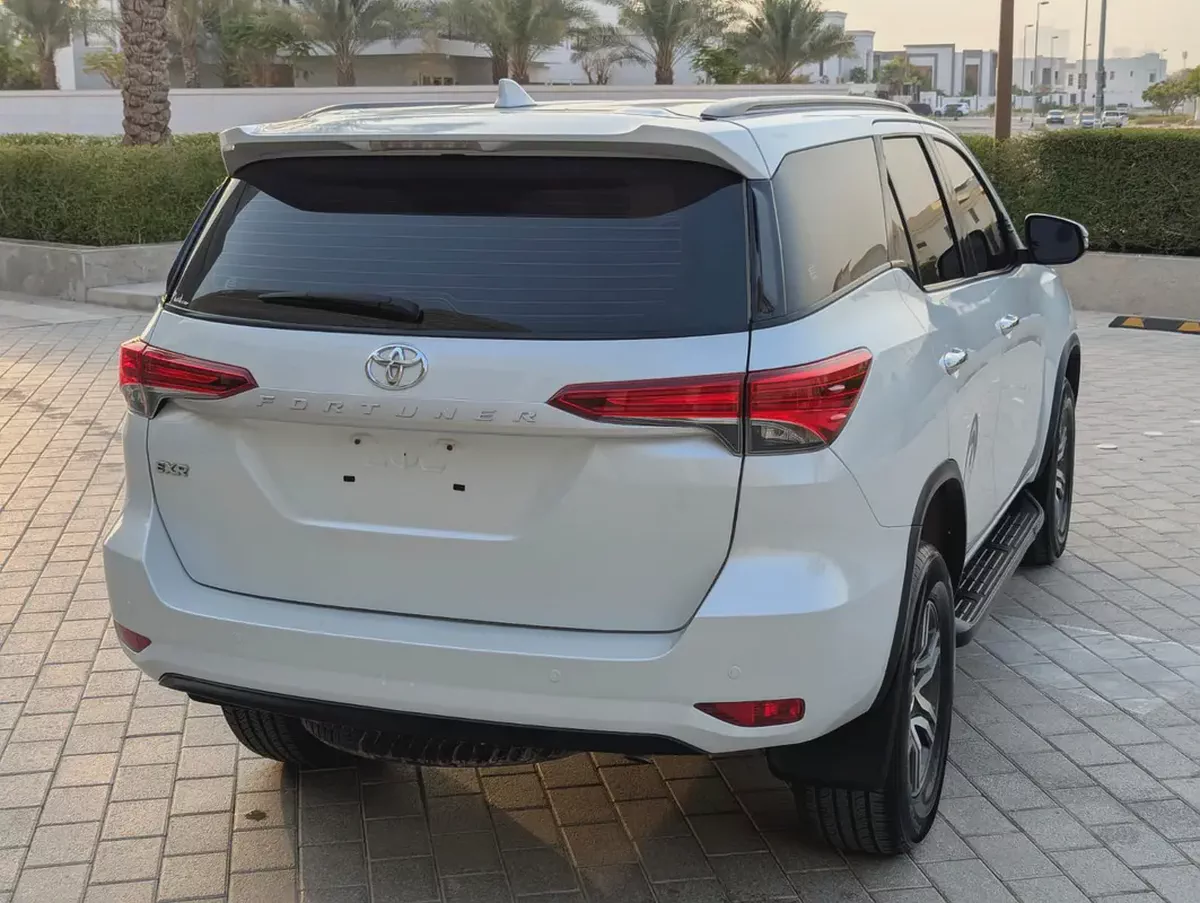 Toyota Fortuner 2023 EXR | GCC Specs | Low Mileage | Excellent Condition-4-4