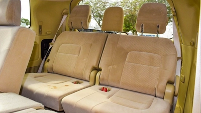 Toyota Land Cruiser EXR 5.7 V8-6