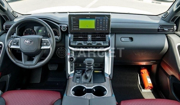 Toyota Land Cruiser LAND CRUISER VXR 3.3L DIESEL 2025